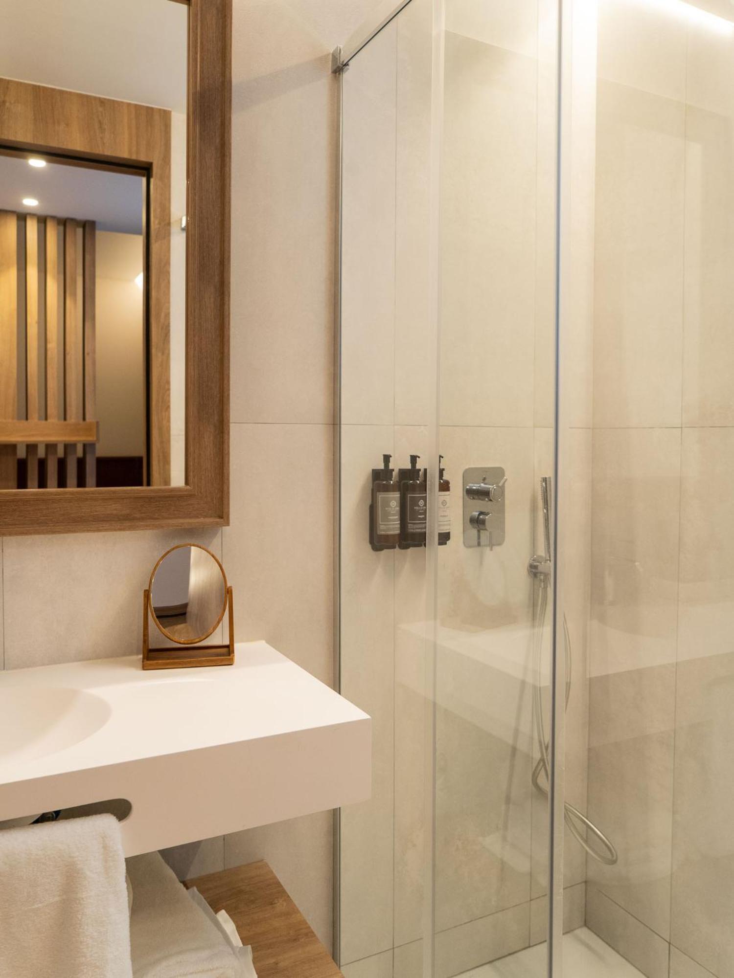 Hotel Well And Come Μάλαγα Εξωτερικό φωτογραφία