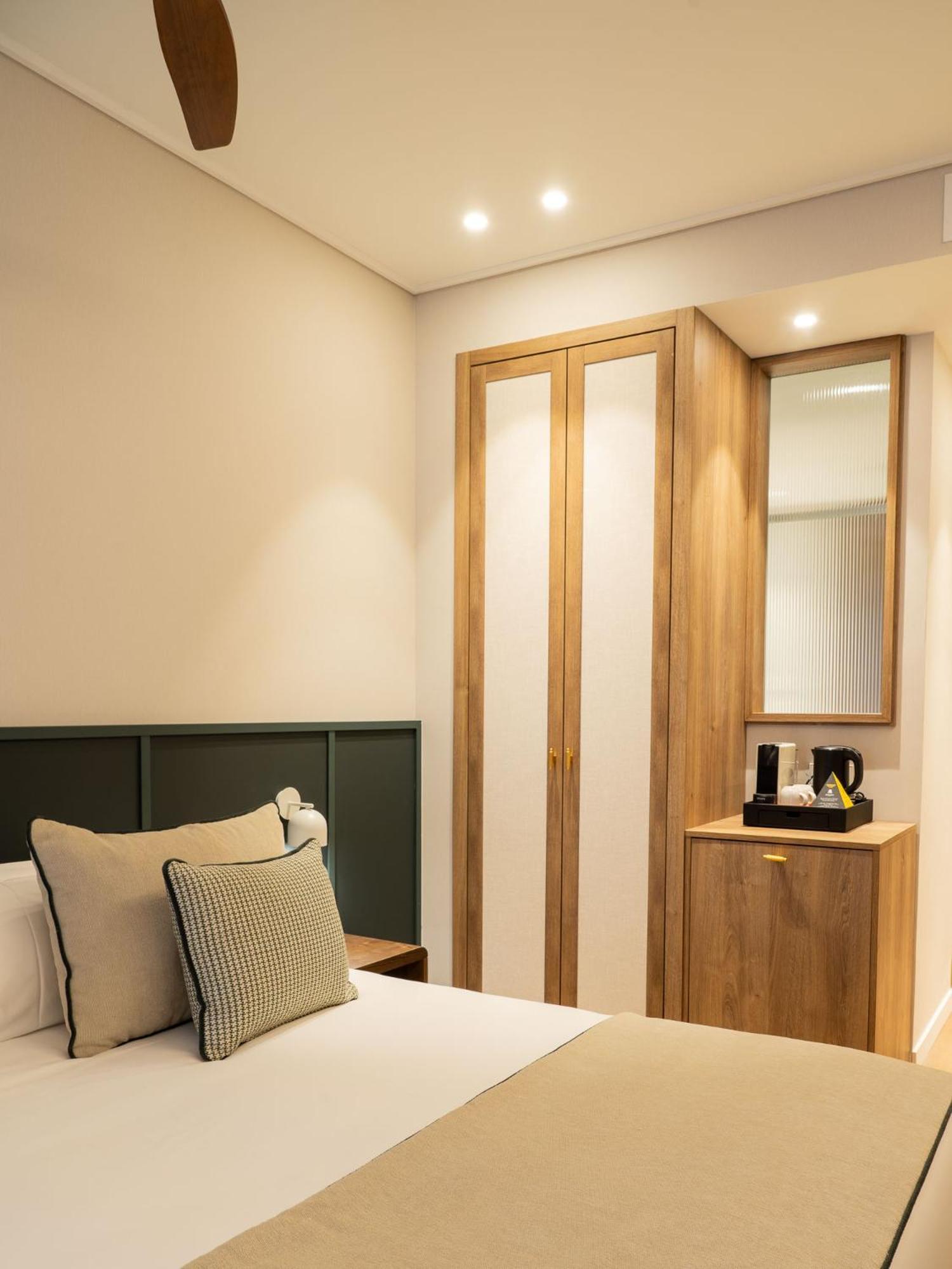 Hotel Well And Come Μάλαγα Δωμάτιο φωτογραφία